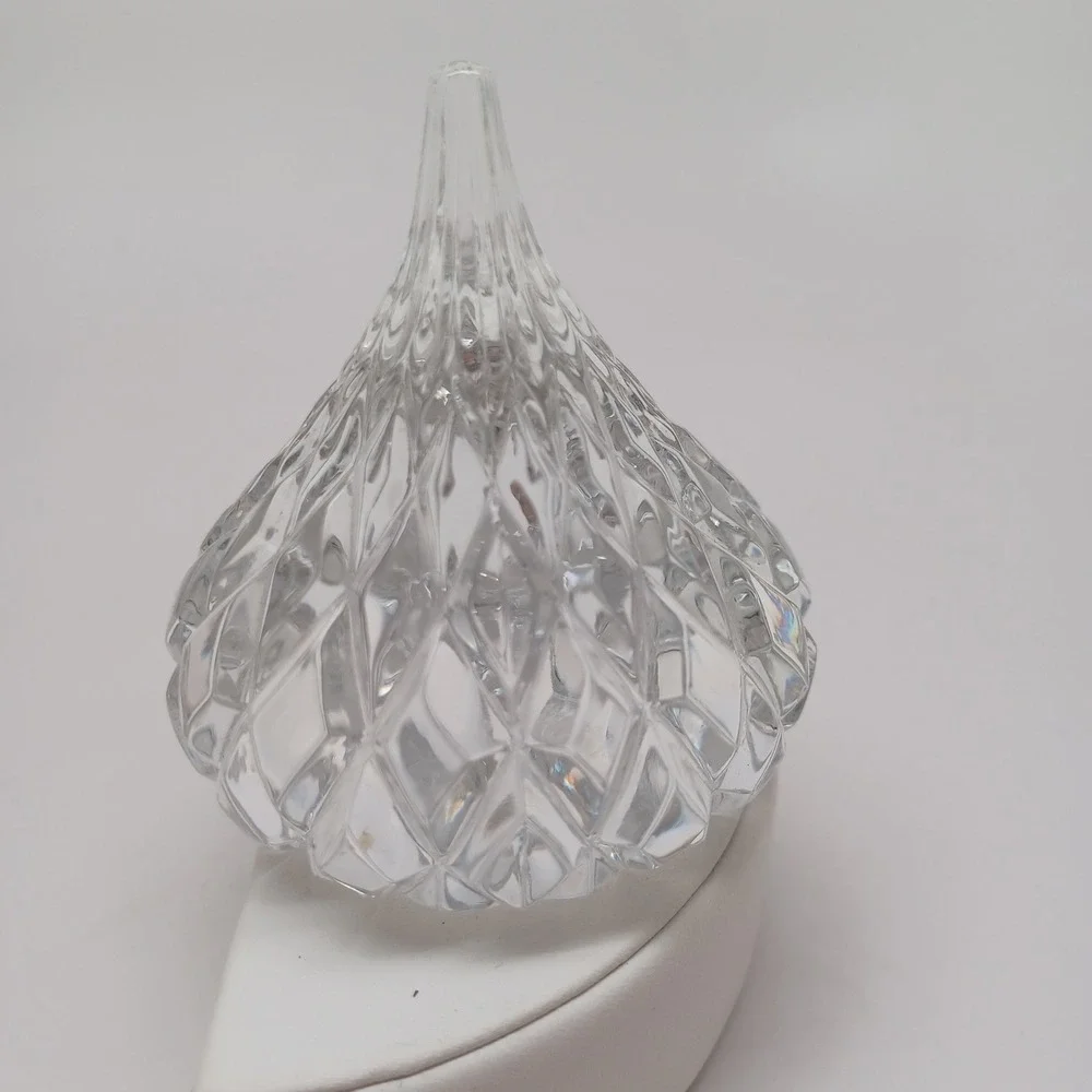 Clear Faceted Crystal Glass Teardrop Paperweight Diamond Point Figurine 3 Inch